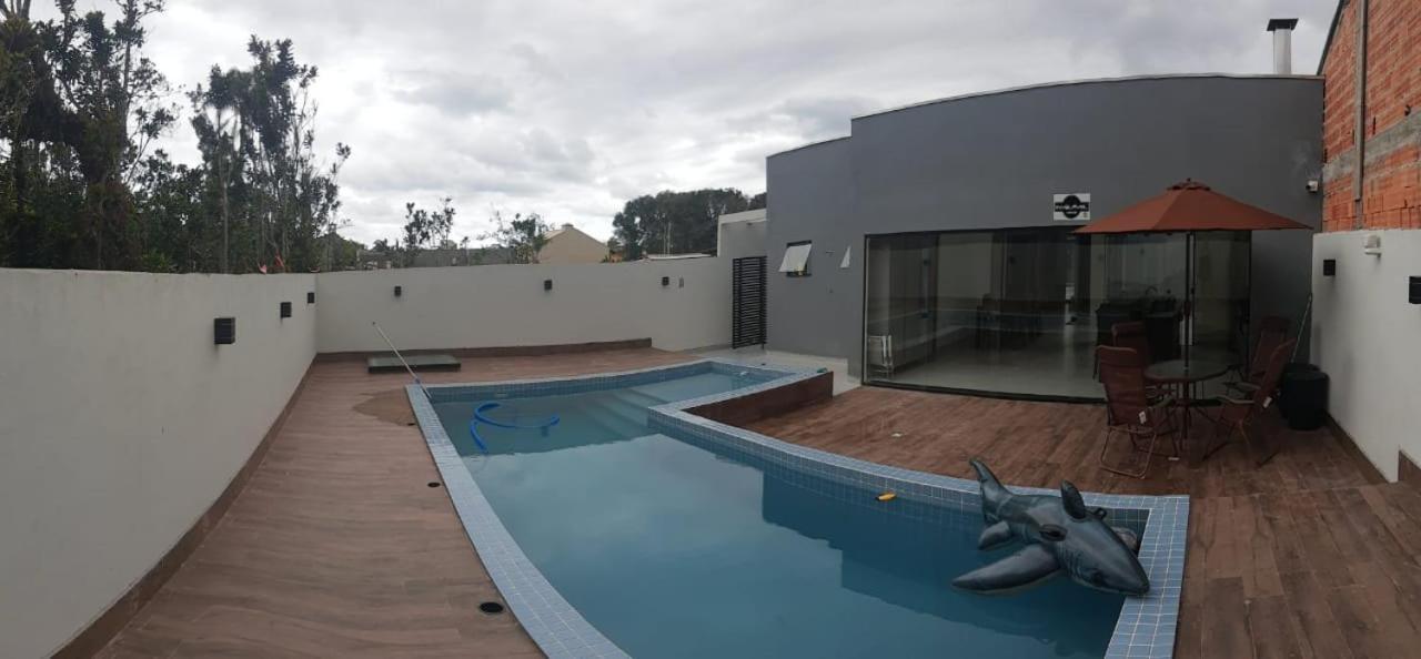 Casa Ampla E Espacosa A 200M Do Mar! غواراتوبا المظهر الخارجي الصورة