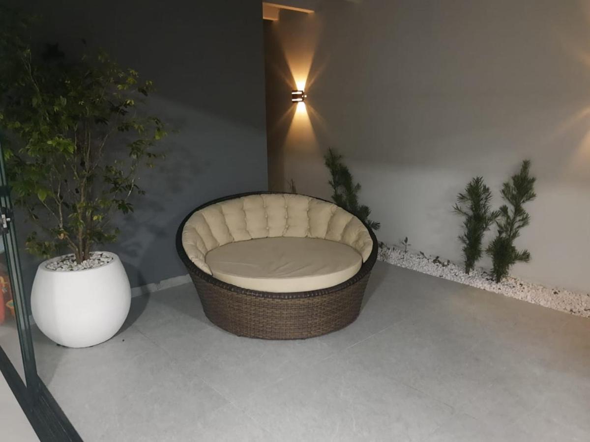 Casa Ampla E Espacosa A 200M Do Mar! غواراتوبا المظهر الخارجي الصورة